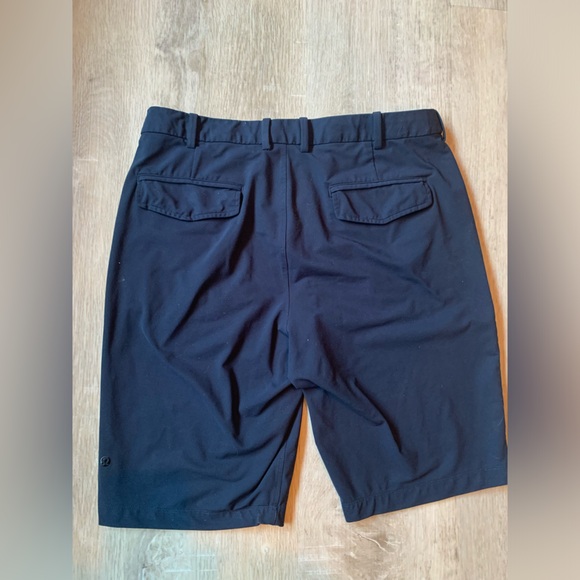 Men's Lululemon Navy Shorts - Picture 7 of 8
